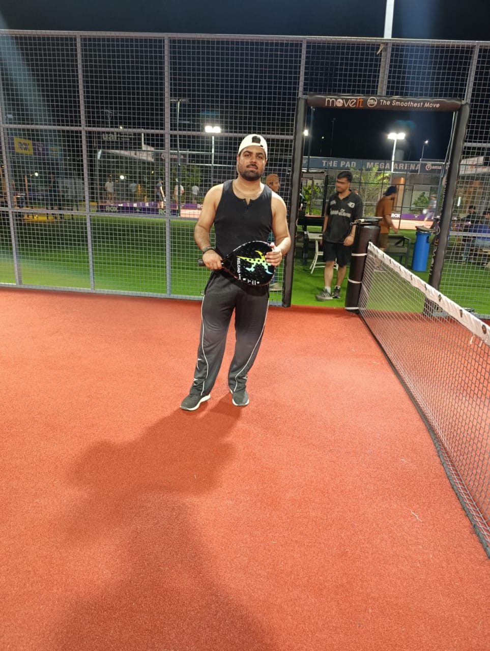 VEEL padel product and player